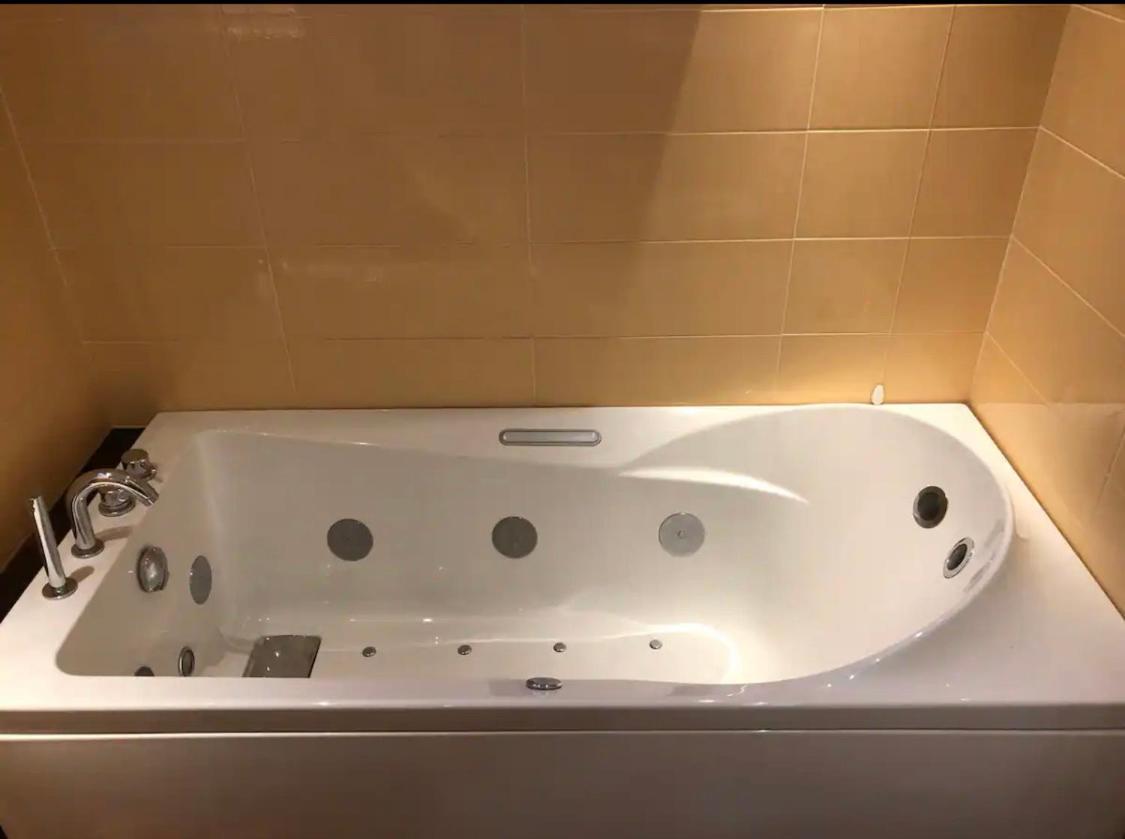 Vasca Idromassaggio, Appartamento Incantevole Sanremo Eksteriør billede
